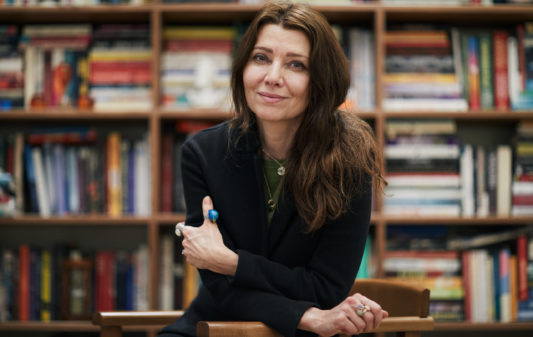 2024 Elif Shafak_credit Ferhat Elik Cleared for world use copie