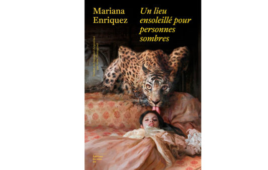 Couv_mariana-enriquez-un-lieu-ensoleille-pour-personnes-sombres