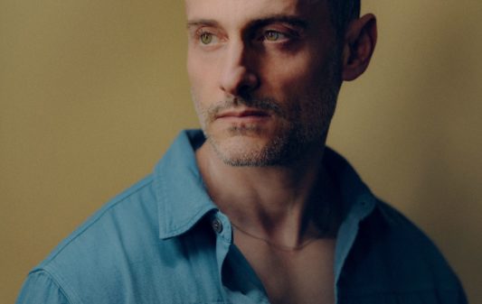 Jean-Baptiste Del Amo_2_© Dorian Prost_Versi on Light Jean-Baptiste Del Amo_2_© Dorian Prost_Versi on Light