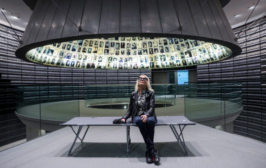 Laure-Adler-008(web)