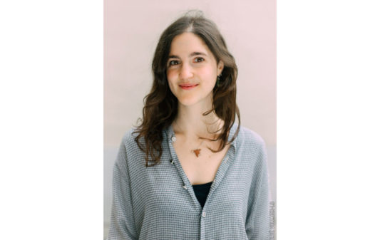 Portrait-Rosalie-Stroesser-©Chloé-Vollmer-Lo(web)